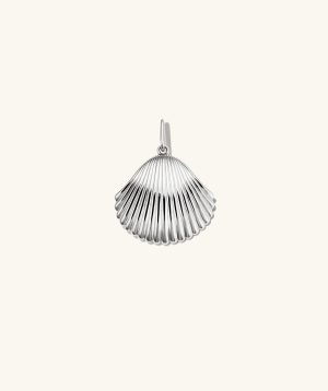 Amelia Shell Pendant